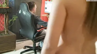 nachbarsfoetzchen - Den Strumpf Liebhaber im B??ro abgefickt