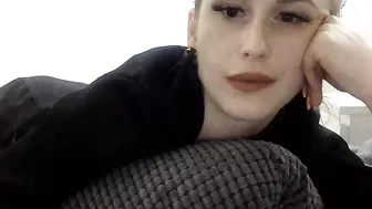 julialovense 2.05.2020 024_female chaturbate