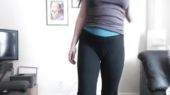 pira pira onthewall yoga with a vibrator in my panti 20p