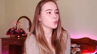 meowmeowhellokitty 1.05.2020 124_female chaturbate