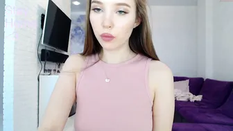 knee_ling 6.05.2020 748 female chaturbate