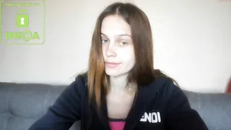 wild_kitti 5.52.020 29 female chaturbate