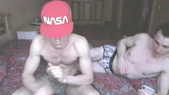 kevin__larsen 5.22.020 51 couple chaturbate