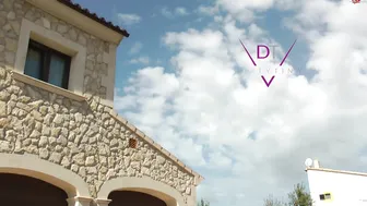 Dirty Tina Die Fotze aus der Nachbarschaft Beine breit fuer jeden Schwanz 13.04.19