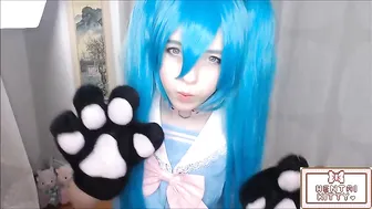 Lewd Lychee_Miku Strip Tease