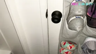 ISLA SUMMER _MY ROOMMATE CAUGHT ME STEALING HIS WEED AND I HAD TO FUCK MY WAY OUT OF IT 080p