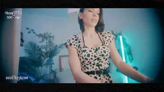 douxtease 0042020 216 female manyvids