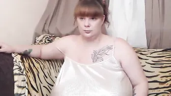 boobs fight 2062020 010 female manyvids