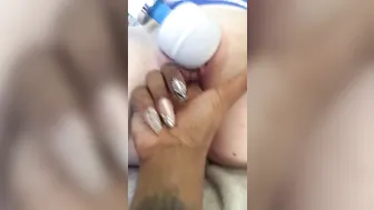 sarahbanksxxx.17.04.07.001.she-was-so-tight-only-one-of-my-fingers-fit-#lesbianpussy