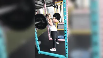 Beth Bennett onlyfans squat squat squat 2019-06-29