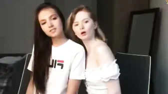 Yuppistar and Penelopa77 NUDE