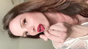 Carrie Emberlyn OnlyFans 20 04 07 18059614 Roommate walks in on me! he caught me naked! 1920x1080 Video