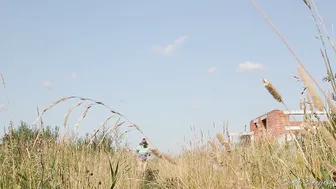 Aleksandra Bikeeva Unexpected Sex At A Construction Site [Manyvids com]