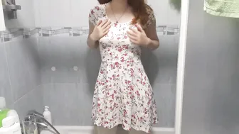 littleredpanty p play in the tub 720p