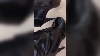 hannahbrooks25 16 12 30 143 teasing with my pvc boots xxx