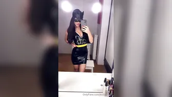 OnlyFans.com Evil Woman _20 01 17 11835152 Show me how DEEP is your throat... ACHTUNG! Another competition has just s(..) 480x848