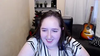 meatball 07 7092020 945_female webcam