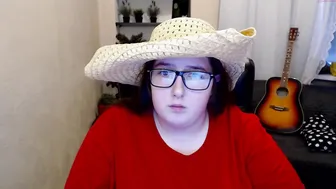 meatball 07 8092020 458_female webcam