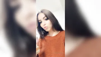 VERA VELVET onlyfans Who said Monday’s can’t be a party (dance clip)