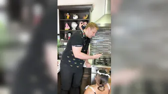 iamthmpsn_Pumma gets topless and cleans my kitchen while twerking definitely _10337494