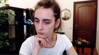 emiliarails chaturbate Stunning brunette