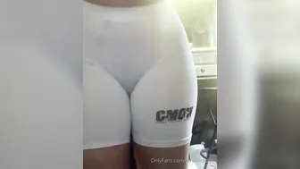 STRAW ????@STRAWBOOTYY onlyfans 2020 04 08 21.00.58