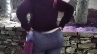 kimswallows 02.01.2020 17737091 At six flags freezing my ass off and these damn