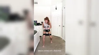 jessirae 08 09 2020 114143667 This sexy little red head (me) thinks you should worship