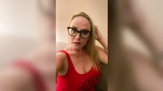 mrssiren 23 01 2020 19746804 Last night before continuing the party downstairs with al