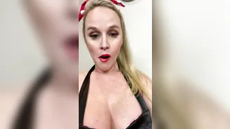 mrssiren 16 01 2020 19048465 Waiting for the boys to get off the computer to record an