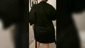 ambernova 22 02 2020 23037055 Intimate late night shower