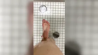 junifurmoon_Who said locker room showers aren t sexy._14745123