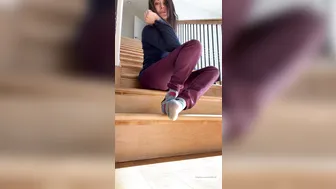 junifurmoon_Enjoy the reveal._13603651