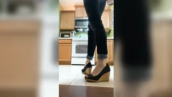 junifurmoon_A little footplay for you._13883956