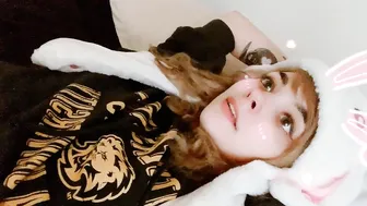 envyanne 2020 01 15 18986143 Um...sir_I_came_without_asking_you_first...will_I_be_punished