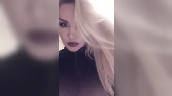 danniiharwood 30 11 2016 44898 Im ready for you boys