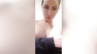 yasminscott 07 05 2020 37620445 Who else is horny baby