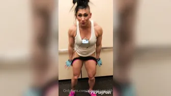 queenkarma69 I'm not ALWAYS serious at the gym. My gym shenanigans usually