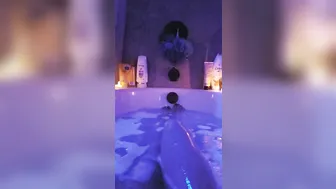 miamisthename 14.11.2019 Bathtime fun