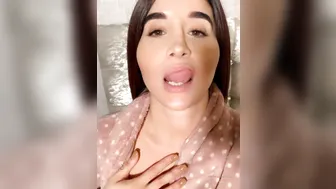 priya y 01.02.2020 Horny Day In Bed VIDEO