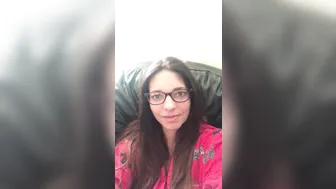 mindimink 17.05.2017 381707 Happy Hump Day Morning Video glasses