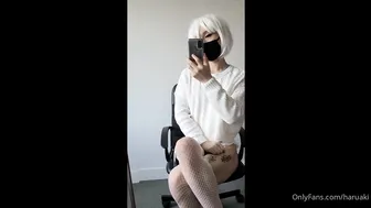 haruaki 24.09.2020  0 just practicing how to look girly in the mirror 3