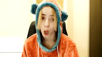 molly_ptv 6.11.2020 female chaturbate