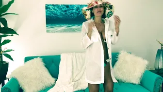 thereallisaan 8-05-2018-2.45.4392-New tan lines HappyMemorialDay