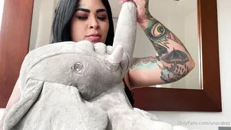 unacakez 2.90.5202 43.49.3627 I was playing with my toy when daddy came  2021