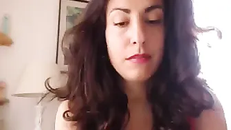 evabelle  Showed her dirty pussy hole in fries