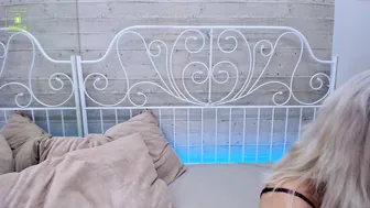 vikkilustful 4.12.2020 450_female chaturbate