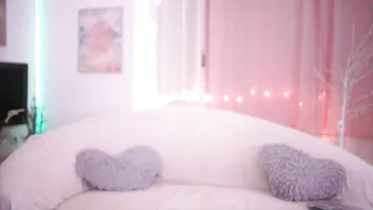 beniceandhug Black haired confused