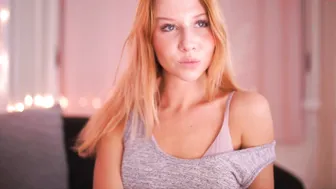 misskreazy whore model pulls pussy