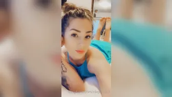 Riley Reid onlyfans Follow_my_super_hot_friend_@taralynee_!!_488x960